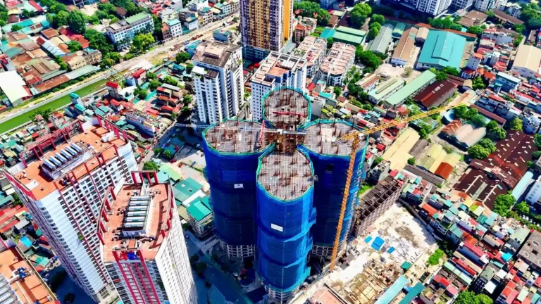 Tiến độ dự án The Queen 360 Giải Phóng